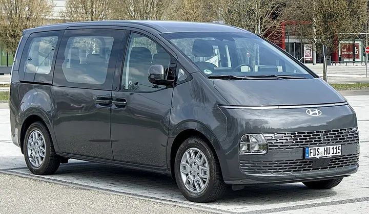 Hyundai Staria