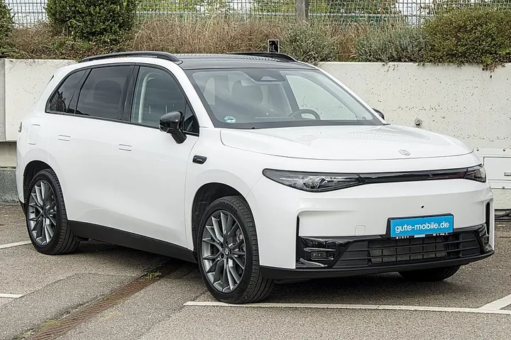 Leapmotor C10
